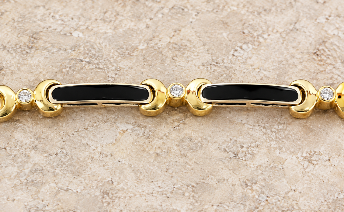 Kent Island Jewelry Estate 14k Yellow Gold Diamond & Onyx Gemstone chain link bracelet with black enamel and diamonds.