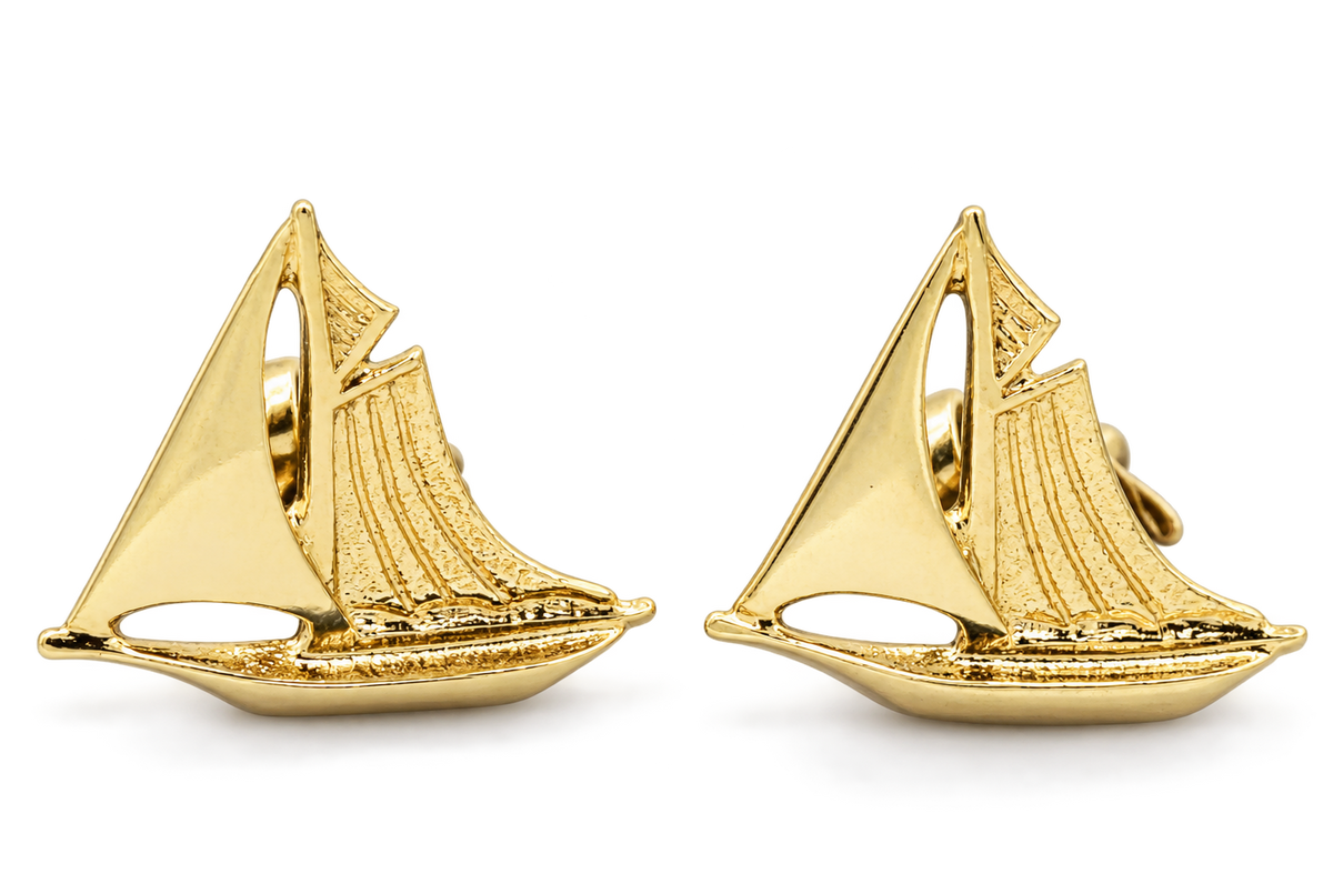 Estate 14k Yellow Gold Sailboat Beach Nautical Studs/Stud Earrings in 14K yellow gold.