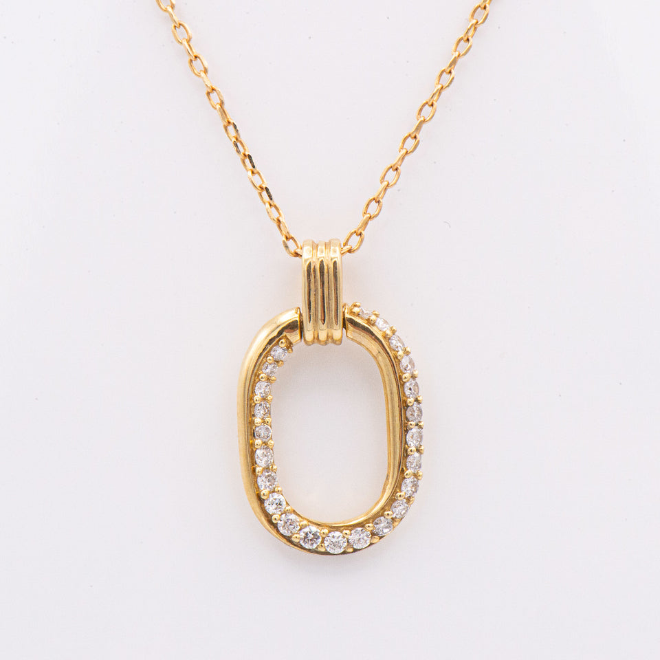 Kent Island Jewelry's 18k. Diamond Oval Pave Necklace showcases an oval pendant with pavé-set diamonds on a fine chain.