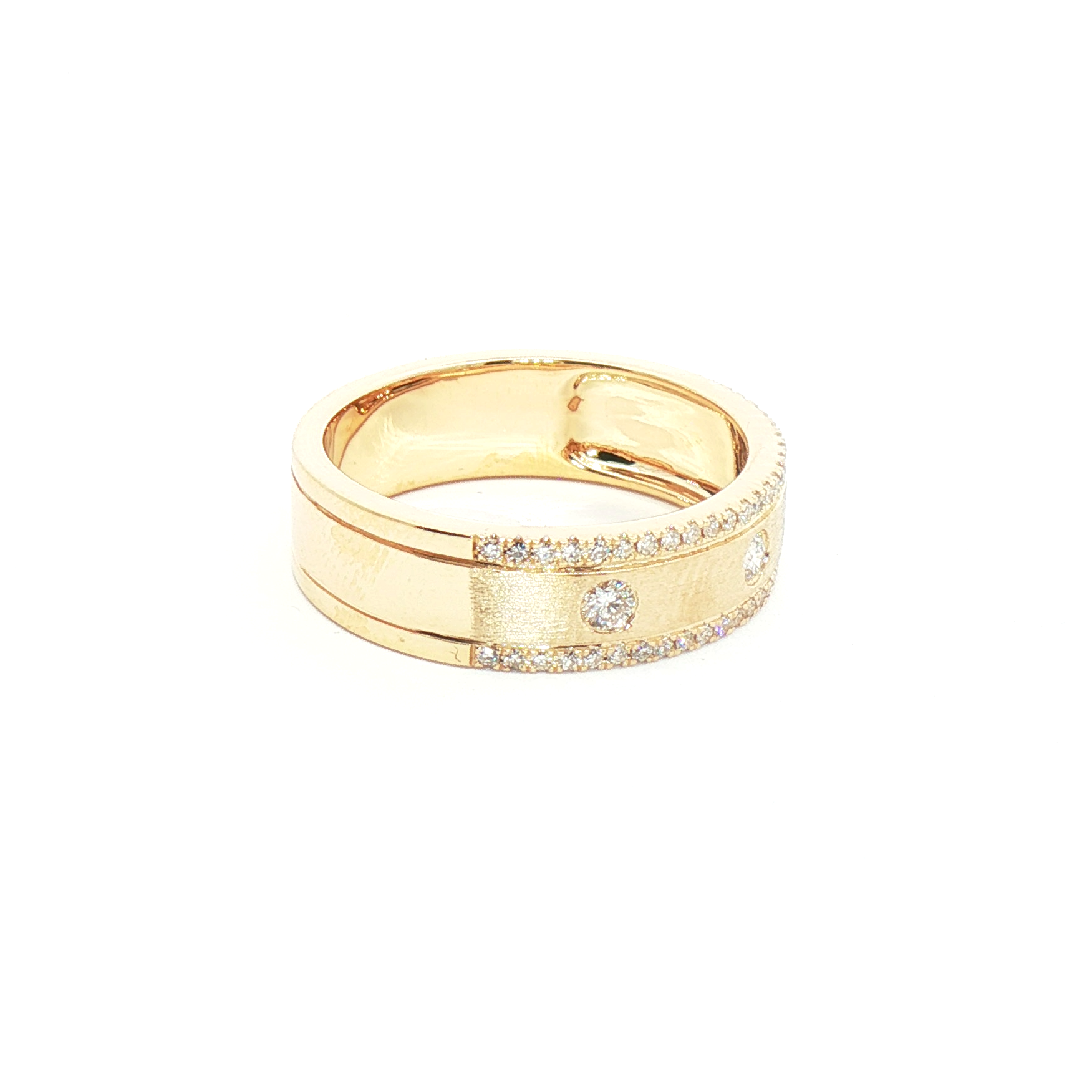 Roman & Jules 14K Round Brilliant Sandblast Band (0.28CTW), perfect as a diamond anniversary ring.