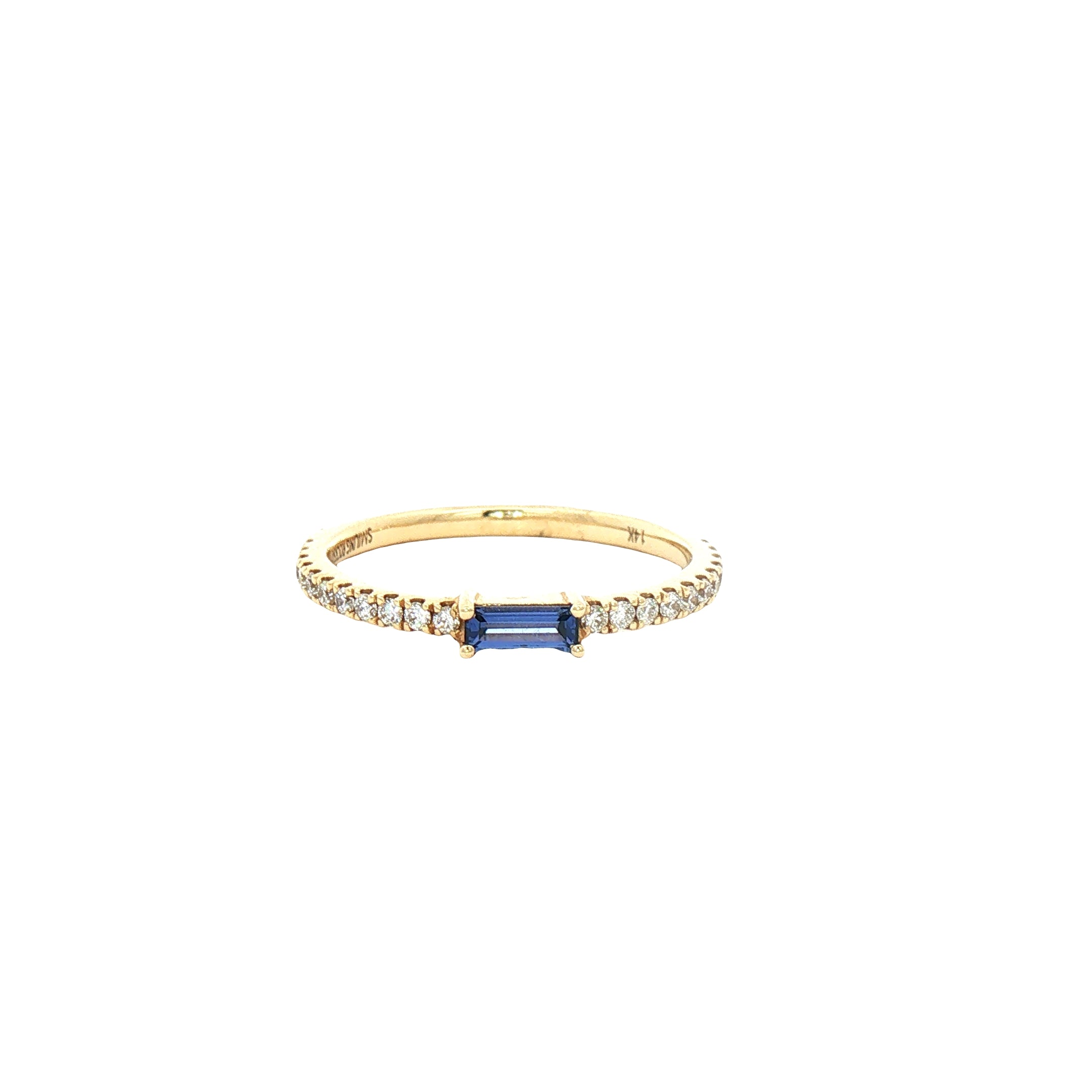 Kent Island Jewelry Estate 14K yellow gold ring with lab-grown sapphire and diamond accents, shown on white.
