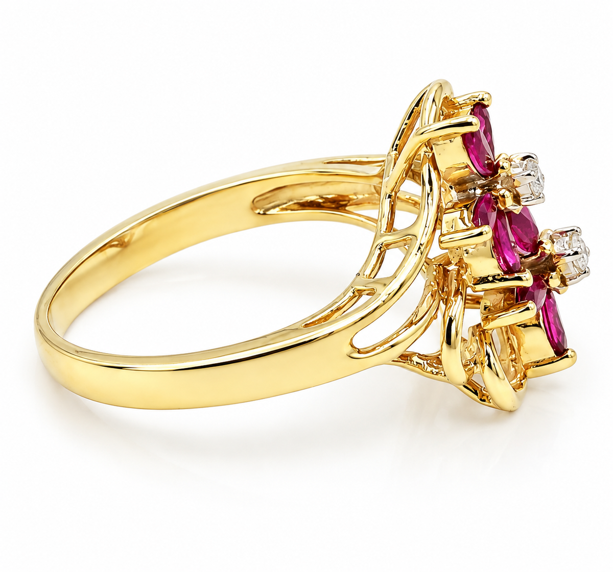 Kent Island Jewelry Estate 10k Yellow Gold Diamond & Red Spinel Gemstone Flower ring with marquise-cut red spinel.